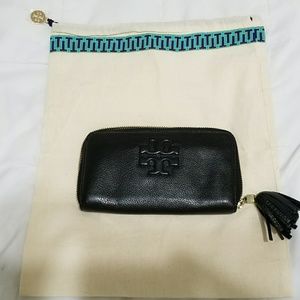 Tory burch wallet